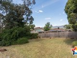 https://images.listonce.com.au/custom/160x/listings/26-lansell-road-mooroolbark-vic-3138/509/01529509_img_12.jpg?OgLNFvGbnMo