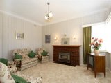 https://images.listonce.com.au/custom/160x/listings/26-laura-avenue-belmont-vic-3216/269/01699269_img_02.jpg?r6q7NlESlpU