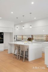https://images.listonce.com.au/custom/160x/listings/26-lechte-road-mount-waverley-vic-3149/865/01970865_img_12.jpg?ZEoA1R49bx4