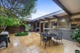 https://images.listonce.com.au/custom/160x/listings/26-marsham-road-mount-waverley-vic-3149/790/01589790_img_01.jpg?e-XHjmdegkc