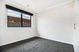 https://images.listonce.com.au/custom/160x/listings/26-marxsen-parade-lucas-vic-3350/027/01884027_img_07.jpg?r_FbLI5GnjI
