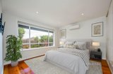 https://images.listonce.com.au/custom/160x/listings/26-mcfadzean-avenue-reservoir-vic-3073/021/01642021_img_04.jpg?e2VB3nLyGWw