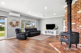 https://images.listonce.com.au/custom/160x/listings/26-mcmahons-road-glenlyon-vic-3461/955/01808955_img_06.jpg?oPBsl1Prx6o