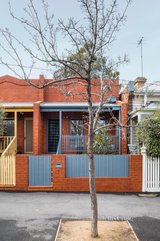 https://images.listonce.com.au/custom/160x/listings/26-melrose-street-north-melbourne-vic-3051/573/01260573_img_11.jpg?V84q-efJyzA