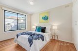 https://images.listonce.com.au/custom/160x/listings/26-milford-street-kilsyth-vic-3137/752/01269752_img_07.jpg?ecPhhwtqROQ