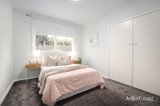 https://images.listonce.com.au/custom/160x/listings/26-mill-avenue-forest-hill-vic-3131/040/01766040_img_06.jpg?cZGroHqsWg8
