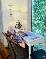https://images.listonce.com.au/custom/160x/listings/26-molesworth-street-glenlyon-vic-3461/503/01723503_img_07.jpg?iHjtiEJ_wr4
