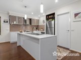 https://images.listonce.com.au/custom/160x/listings/26-norris-circuit-croydon-vic-3136/747/01525747_img_04.jpg?4plTpuu4b5g