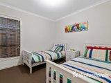 https://images.listonce.com.au/custom/160x/listings/26-norris-circuit-croydon-vic-3136/747/01525747_img_14.jpg?QHnIK9NZke8