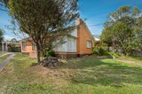 https://images.listonce.com.au/custom/160x/listings/26-paula-crescent-doncaster-east-vic-3109/281/01813281_img_08.jpg?D8YtTLuSo0w
