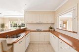 https://images.listonce.com.au/custom/160x/listings/26-pineview-court-lara-vic-3212/587/01988587_img_05.jpg?4cfH2xeqbw4