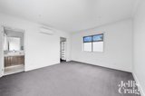 https://images.listonce.com.au/custom/160x/listings/26-ruby-street-balwyn-vic-3103/643/01721643_img_05.jpg?73nknVe5wiU
