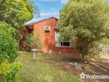 https://images.listonce.com.au/custom/160x/listings/26-savanna-drive-mooroolbark-vic-3138/486/01526486_img_01.jpg?sckR6lbY1FM