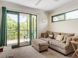 https://images.listonce.com.au/custom/160x/listings/26-shakespeare-avenue-mooroolbark-vic-3138/430/01013430_img_09.jpg?2-Vb1jSNubA