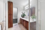 https://images.listonce.com.au/custom/160x/listings/26-sheffield-street-eltham-vic-3095/866/01070866_img_07.jpg?BpOqwLJQuuI
