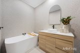 https://images.listonce.com.au/custom/160x/listings/26-stockade-avenue-coburg-vic-3058/787/01902787_img_08.jpg?ZhMSW-ZMKGs