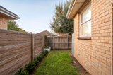 https://images.listonce.com.au/custom/160x/listings/26-strachan-avenue-manifold-heights-vic-3218/395/01623395_img_10.jpg?AzDkpHgt4X0