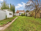 https://images.listonce.com.au/custom/160x/listings/26-tennyson-street-kew-vic-3101/167/01684167_img_05.jpg?utnqDZAB-jc