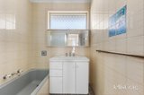 https://images.listonce.com.au/custom/160x/listings/26-victoria-street-doncaster-vic-3108/027/01822027_img_05.jpg?iKz97oAMWws