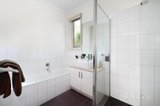 https://images.listonce.com.au/custom/160x/listings/26-walsh-street-eltham-vic-3095/028/01987028_img_11.jpg?KA91kg-_msQ