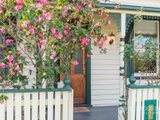 https://images.listonce.com.au/custom/160x/listings/26-walter-street-seddon-vic-3011/618/01202618_img_01.jpg?aobipjJt9vk