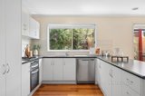https://images.listonce.com.au/custom/160x/listings/26-warren-street-kyneton-vic-3444/827/01897827_img_07.jpg?YK2WIp3Ek7w