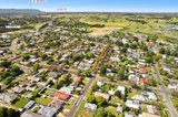 https://images.listonce.com.au/custom/160x/listings/26-warren-street-kyneton-vic-3444/827/01897827_img_17.jpg?Olhtj65Oipo