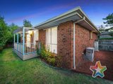 https://images.listonce.com.au/custom/160x/listings/26-wavell-avenue-kilsyth-vic-3137/594/01525594_img_15.jpg?mH48ISZ_Jm0