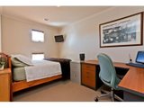 https://images.listonce.com.au/custom/160x/listings/26-whitlam-green-point-cook-vic-3030/656/01202656_img_12.jpg?4UvFNFB-guo