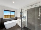 https://images.listonce.com.au/custom/160x/listings/26-wylie-street-charlemont-vic-3217/231/01948231_img_09.jpg?OOZ_nup7ZA4