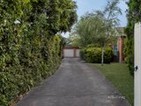 https://images.listonce.com.au/custom/160x/listings/260-beverley-street-doncaster-east-vic-3109/136/01632136_img_02.jpg?LXjyJJsqRwk