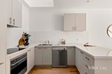 https://images.listonce.com.au/custom/160x/listings/260-courtney-street-north-melbourne-vic-3051/568/01987568_img_03.jpg?ZNW_1j6KRgw