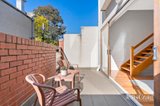 https://images.listonce.com.au/custom/160x/listings/260-courtney-street-north-melbourne-vic-3051/568/01987568_img_08.jpg?ezkhepZVoKI