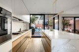https://images.listonce.com.au/custom/160x/listings/260-danks-street-middle-park-vic-3206/497/01767497_img_09.jpg?_JENDurSwuA