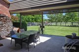 https://images.listonce.com.au/custom/160x/listings/260-healesville-koo-wee-rup-road-healesville-vic-3777/691/01824691_img_17.jpg?ugtVj7Zhmi0