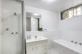 https://images.listonce.com.au/custom/160x/listings/260-oshanassy-street-north-melbourne-vic-3051/976/00453976_img_06.jpg?RQoOI-0CPbs