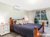 https://images.listonce.com.au/custom/160x/listings/260-warburton-highway-wandin-north-vic-3139/972/01524972_img_08.jpg?wWJ6_vYa9uM