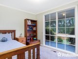 https://images.listonce.com.au/custom/160x/listings/260-warburton-highway-wandin-north-vic-3139/972/01524972_img_11.jpg?Rc5_tObgoxc