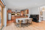 https://images.listonce.com.au/custom/160x/listings/2609-high-street-road-mount-waverley-vic-3149/095/01911095_img_05.jpg?Vl8CfEMiyvs