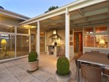 https://images.listonce.com.au/custom/160x/listings/261-noble-street-newtown-vic-3220/885/01698885_img_07.jpg?764IfTN0cjY
