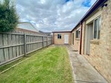 https://images.listonce.com.au/custom/160x/listings/261-rennie-street-lara-vic-3212/843/01871843_img_08.jpg?4PgC0I54s28