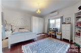 https://images.listonce.com.au/custom/160x/listings/2613-burke-road-camberwell-vic-3124/414/01922414_img_07.jpg?EQtRdfhjMpU
