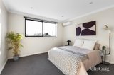 https://images.listonce.com.au/custom/160x/listings/2619-621-centre-road-bentleigh-east-vic-3165/338/01938338_img_05.jpg?uTNeonoemFw