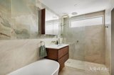 https://images.listonce.com.au/custom/160x/listings/264-edgar-street-north-glen-iris-vic-3146/986/01949986_img_07.jpg?d33zJTRcf7M