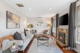 https://images.listonce.com.au/custom/160x/listings/264-hull-road-mooroolbark-vic-3138/966/01950966_img_02.jpg?sIkhLcXuzY8