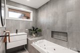 https://images.listonce.com.au/custom/160x/listings/264-hull-road-mooroolbark-vic-3138/966/01950966_img_07.jpg?6UGbOId8zO4