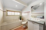 https://images.listonce.com.au/custom/160x/listings/264-mcnamara-avenue-airport-west-vic-3042/435/00536435_img_06.jpg?WBhFiXD03m4