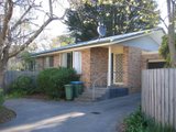 https://images.listonce.com.au/custom/160x/listings/264-vinter-avenue-croydon-vic-3136/107/01525107_img_01.jpg?c7IMQ-VecVs