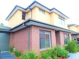 https://images.listonce.com.au/custom/160x/listings/2649-canterbury-road-vermont-vic-3133/425/01976425_img_01.jpg?bf6G_YrGczE