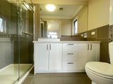 https://images.listonce.com.au/custom/160x/listings/2649-canterbury-road-vermont-vic-3133/425/01976425_img_10.jpg?JMIwpGLYZbA